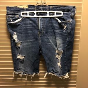 Hollister Mens ripped Jean shorts
